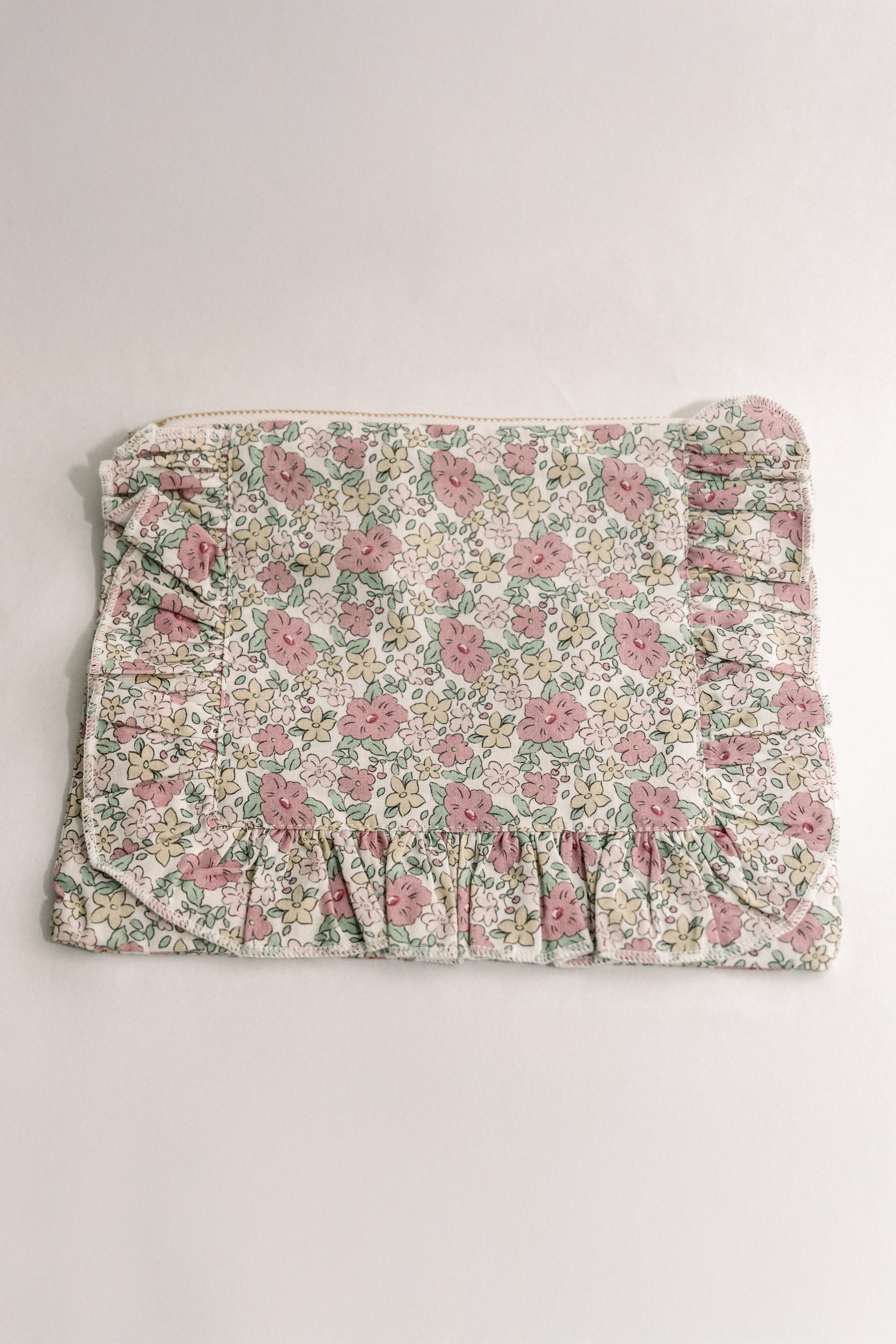Betsy Ann | Timeless Floral Ruffle Zipper Pouch