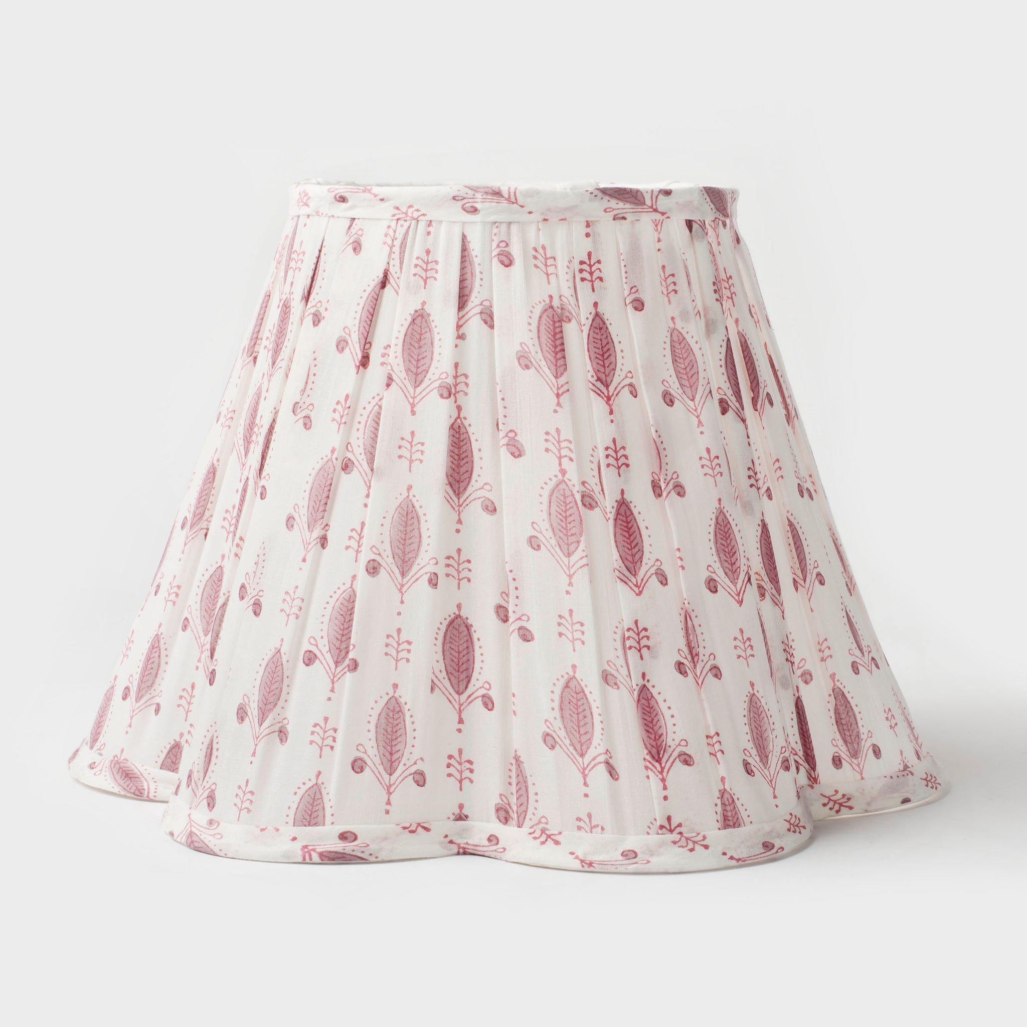 Blokette Scalloped Lamp Shade