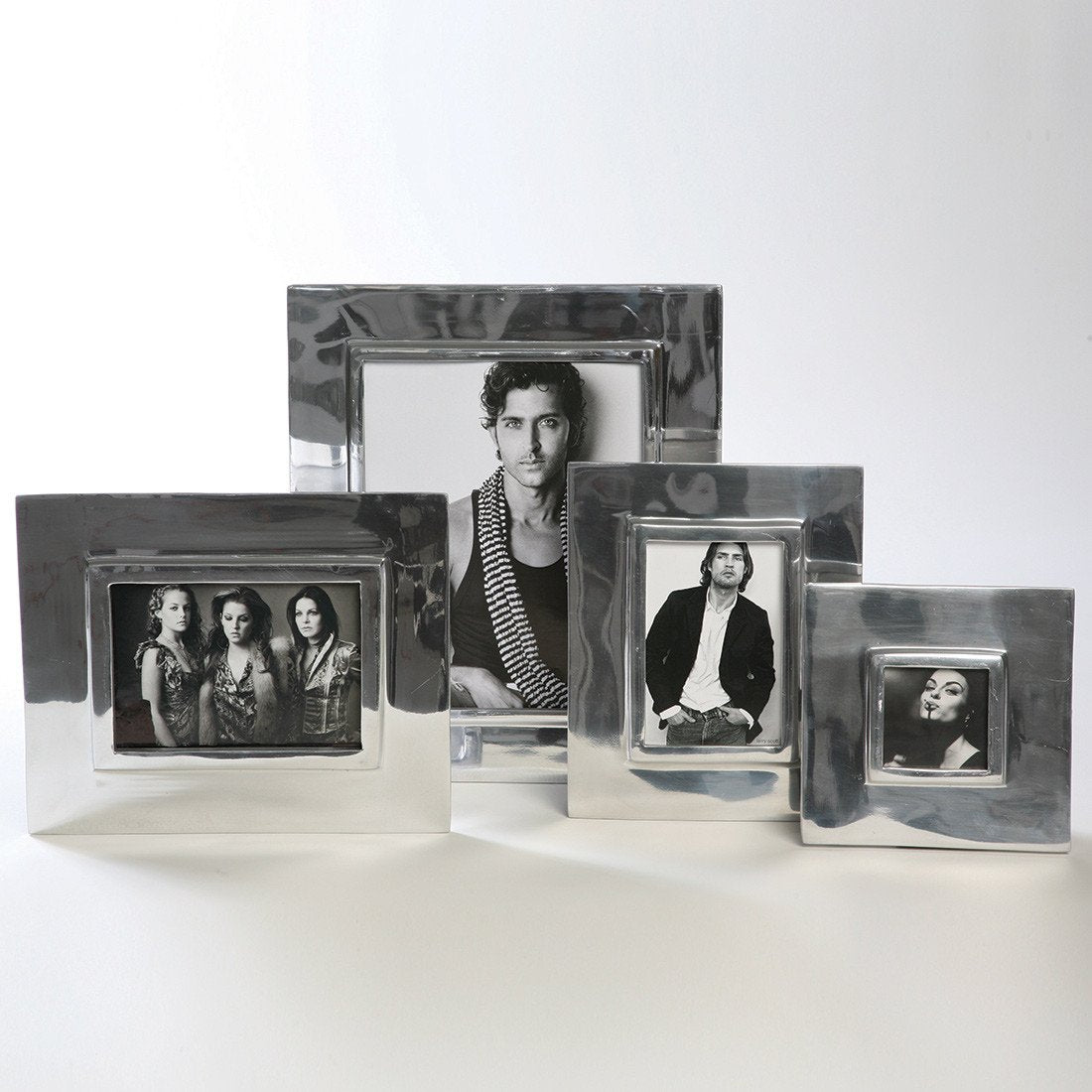 Linea Frame Silver - In Stock