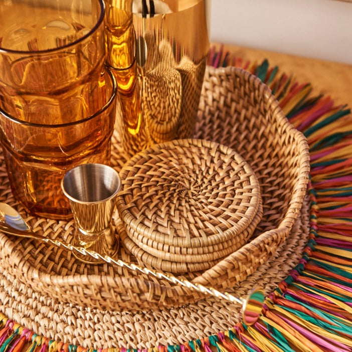 Round Rattan Scalloped Tray 10” – sorse