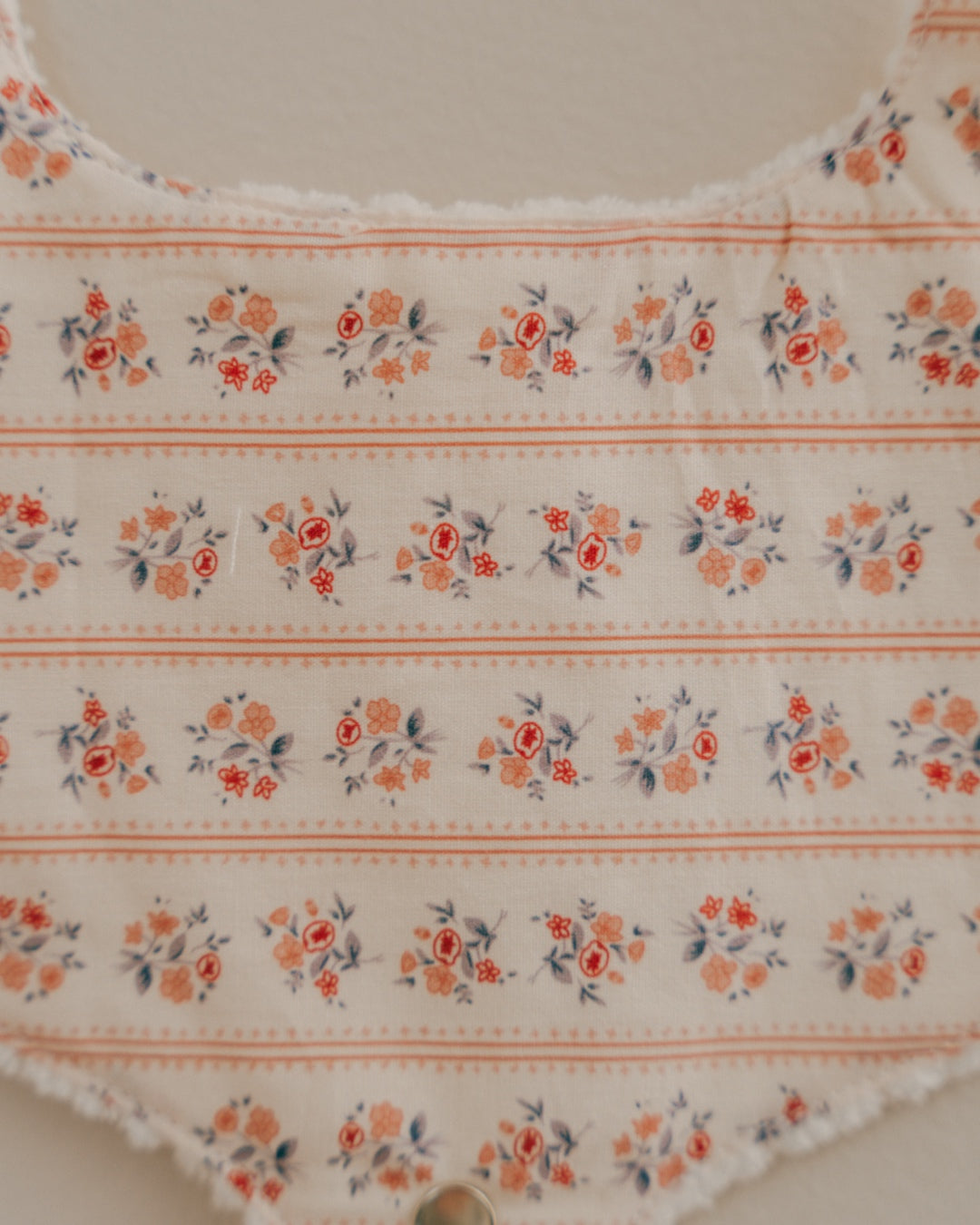 Soothe & Snap Pacifier Bib- Magnolia Blooms