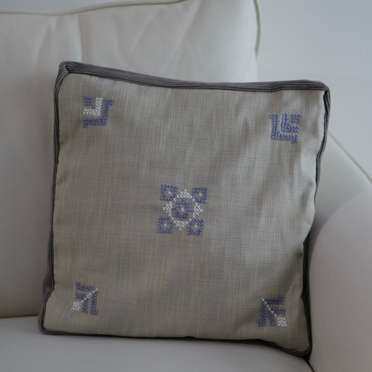 Feathers Pillow Cover - Gray
