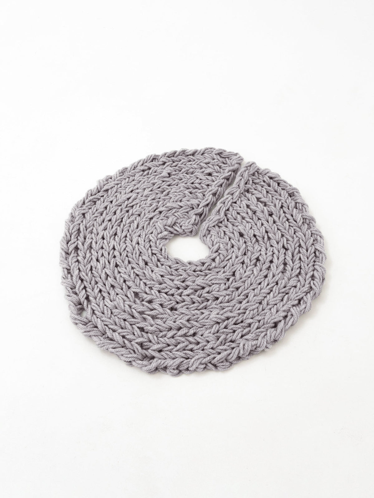 Pale Mauve Chunky-Knitted Christmas Tree Skirt