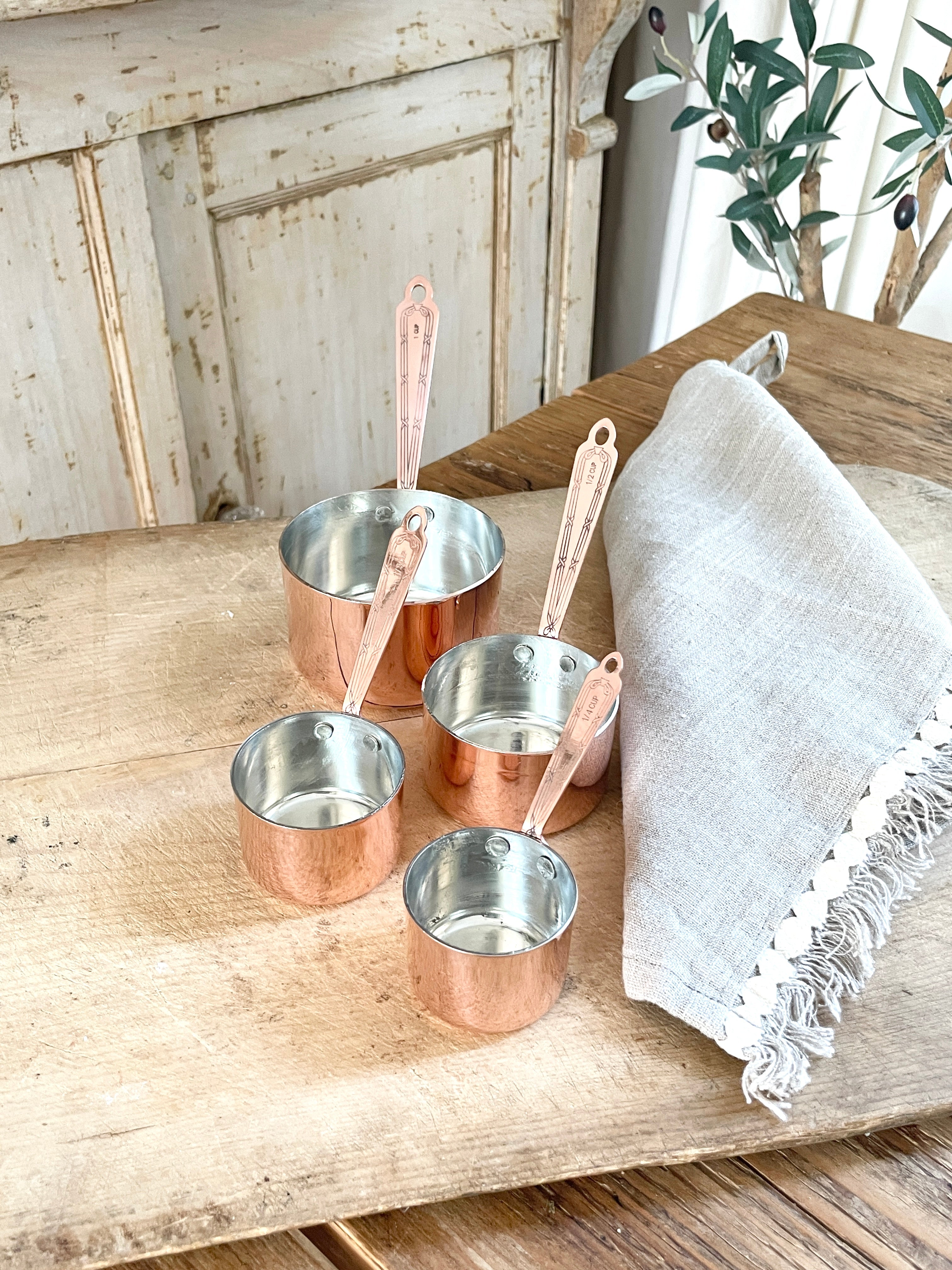 CMK Vintage Inspired Measuring Cups (Set of 4)