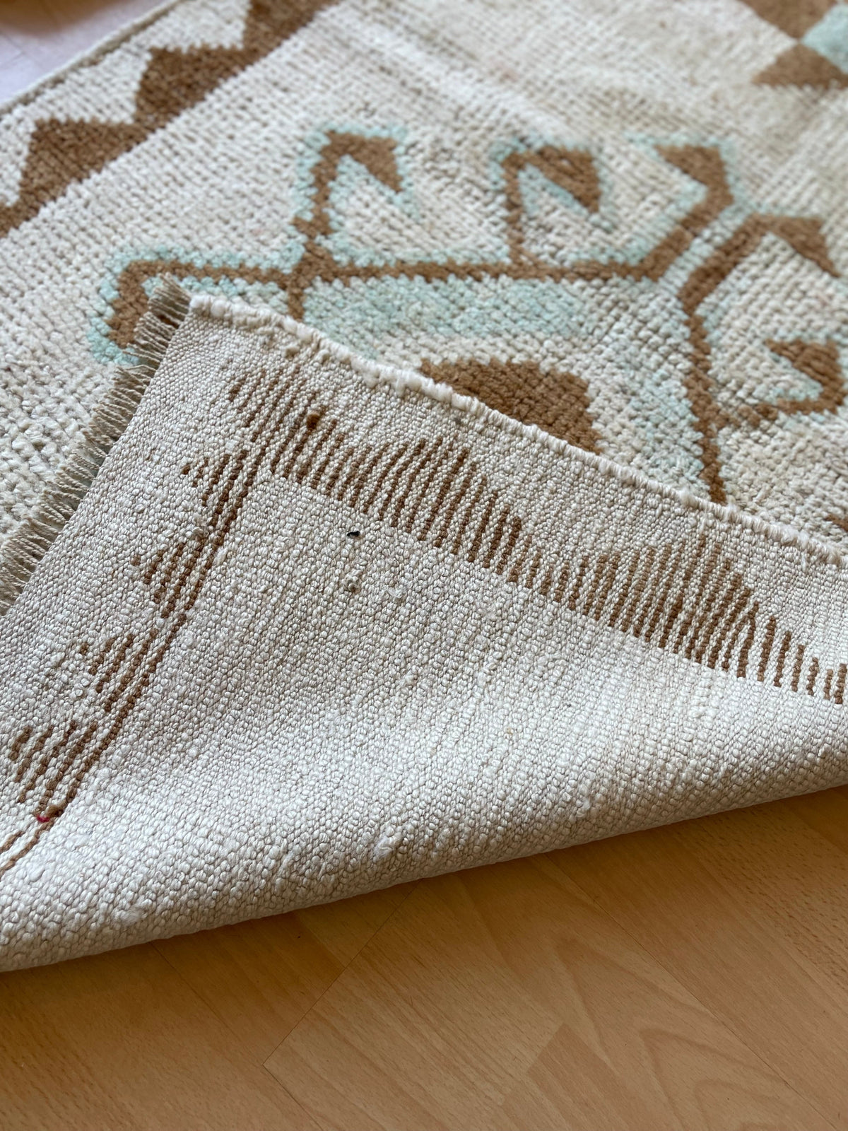 No. 1105 Vintage Herki Runner 3'2” x 11’5”