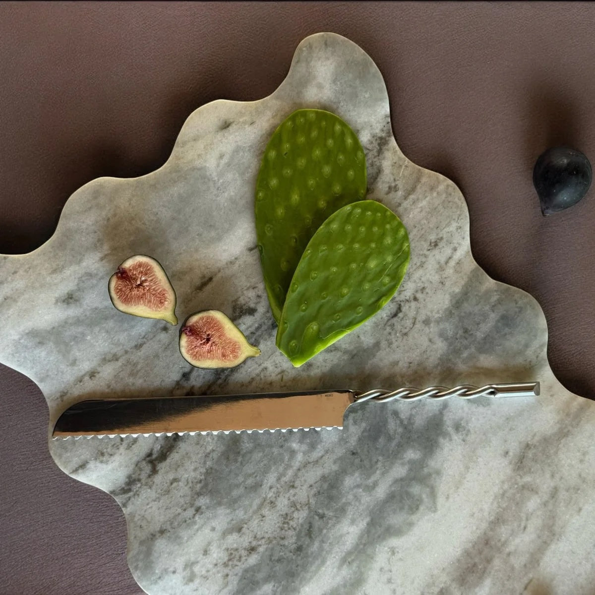 Kara Bread Knife
