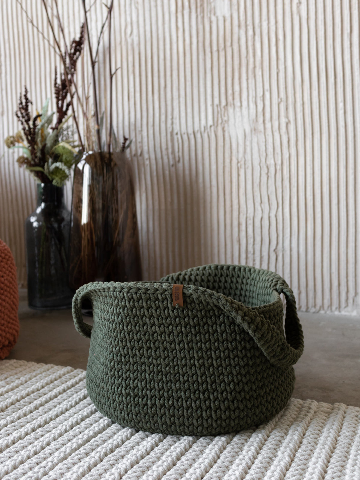 Basket Round with Handles