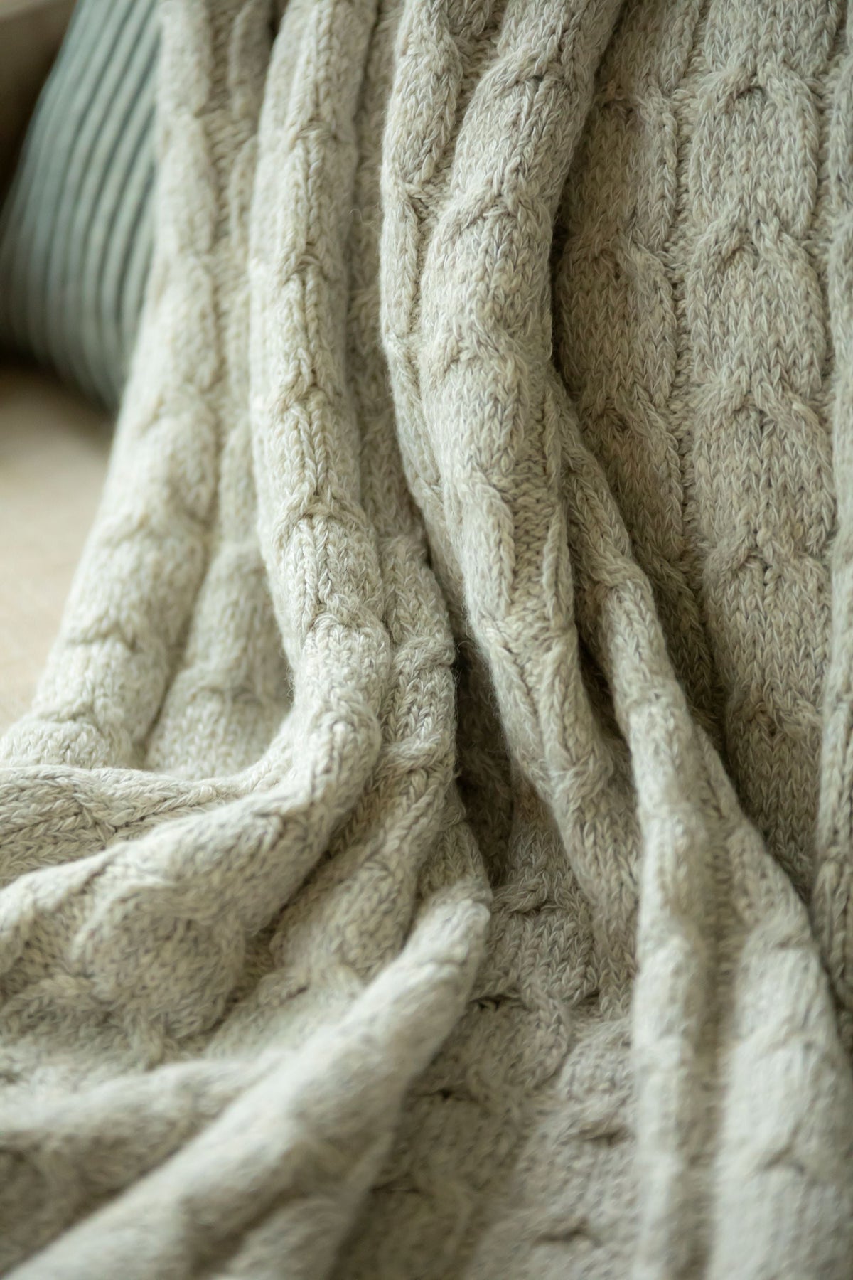 Muru Collection - Pima Cotton & Undyed Baby Alpaca Silver Cable Throw